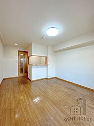 プレステージI 3階ワンルームのリビング/ダイニング