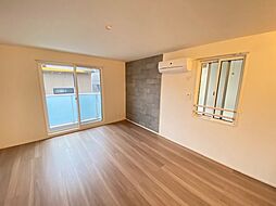 メゾン塚口 2階2LDKのリビング/ダイニング