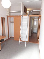 レオパレスサンヴィレッジII 2階1Kのリビング/ダイニング