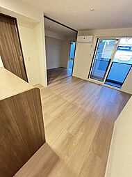 ロイズパレス中百舌鳥WEST 3階2LDKのリビング/ダイニング