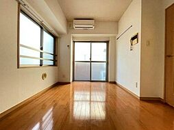 スカイコート新宿曙橋第2 4階1Kのリビング/ダイニング