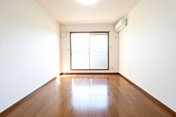 フラットＴ 105 1階1Kのリビング/ダイニング