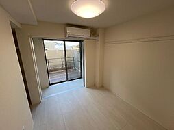 サンセット ヒルズ 1階1LDKのリビング/ダイニング