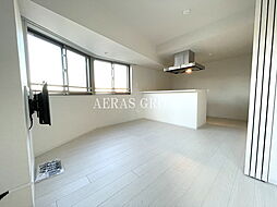 ルミーク本町ウェスト 301 3階1LDKのリビング/ダイニング