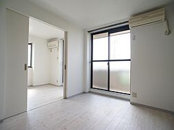 リヴァリー成城 2階1LDKのリビング/ダイニング