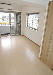 シャルマン小国 2階1Kのリビング/ダイニング