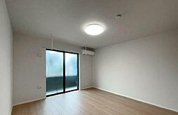 キャメル吉川4 2階1Kのリビング/ダイニング