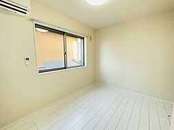 CORUJA 1階1Kのリビング/ダイニング