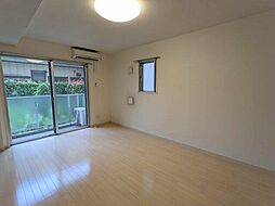 アイビーコート 2階1Kのリビング/ダイニング