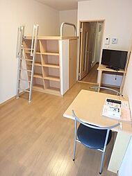 レオパレス砂漠のバラ（41992） 201 2階1Kのリビング/ダイニング