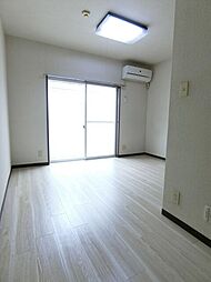 コーポアゼィリア 2階ワンルームのリビング/ダイニング