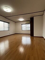 国際マンション 3階ワンルームのリビング/ダイニング