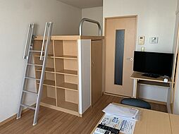 レオパレスひなた 2階1Kのリビング/ダイニング