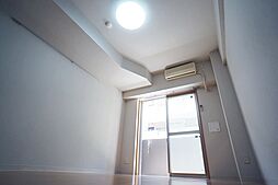 東京メトロ東西線 南行徳駅 徒歩12分の賃貸マンション 1階1Kのリビング/ダイニング