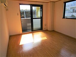 JR横浜線 淵野辺駅 バス9分 上宿下車 徒歩2分の賃貸マンション 1階1Kのリビング/ダイニング