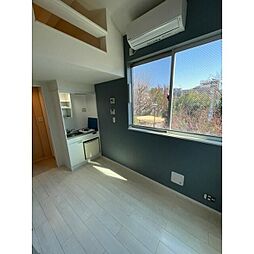 抜弁天フラット 2階ワンルームのリビング/ダイニング