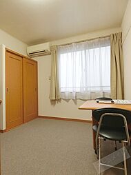 レオパレスタウンコート北田辺 3階1Kのリビング/ダイニング