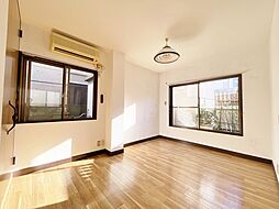 サンライズ 1階ワンルームのリビング/ダイニング