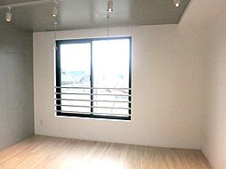 FUSION SHINJUKU NISHIOCHIAI 3階ワンルームのリビング/ダイニング