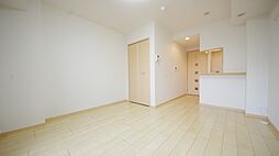 イル マーレ 1階ワンルームのリビング/ダイニング