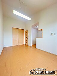 ヴィクトワールＡ 202 2階1LDKのリビング/ダイニング