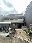 二条城前駅より徒歩5分 1階 築9年2ヶ月の賃貸物件