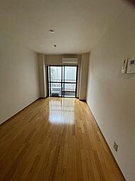 エスエス・アイリス 1階ワンルームのリビング/ダイニング