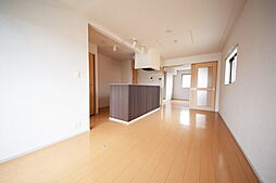 プリムラ2 2階2LDKのリビング/ダイニング