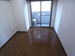 ロイヤルアメニティー池尻大橋 4階1Kのリビング/ダイニング