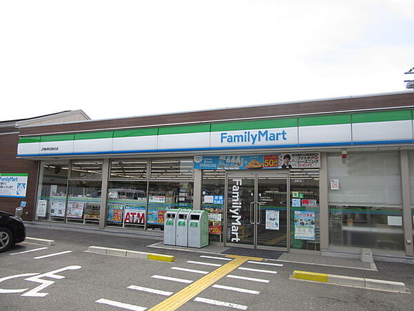 画像30:ファミリーマートJR東岸和田駅北店 73m