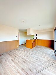 ロイヤルシャトー 1階3LDKのリビング/ダイニング