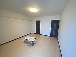 レオネクストラピス オリゾン 4階1Kのリビング/ダイニング