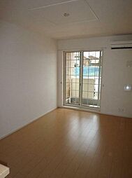 プリムローズ III 1階1LDKのリビング/ダイニング