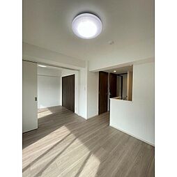 Ａｕｇｕｓｔａ Ｒｅｓｉｄｅｎｃｅ大森 8階1SLDKのリビング/ダイニング