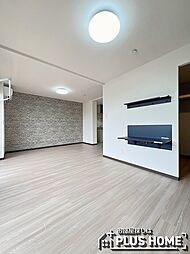 ハイツコイケII 1階1LDKのリビング/ダイニング