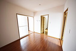 JR横浜線 橋本駅 徒歩17分の賃貸アパート 1階2LDKのリビング/ダイニング