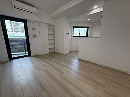 S-RESIDENCE北綾瀬awesome 4階1LDKのリビング/ダイニング