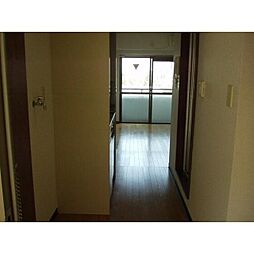 エバーグレース西府 4階ワンルームのリビング/ダイニング