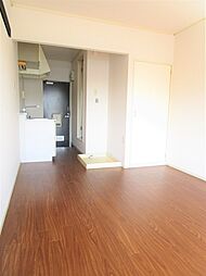 クレッセントハウス 108 1階1Kのリビング/ダイニング