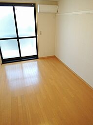 レオパレス新鎌ヶ谷KIYOTA 1階1Kのリビング/ダイニング