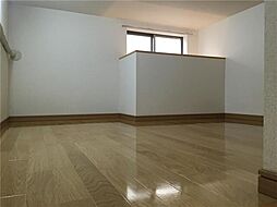 インベストプラス 1階ワンルームのリビング/ダイニング