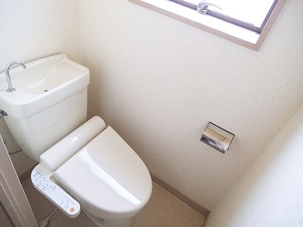 画像8:ウォッシュレット付きトイレ☆