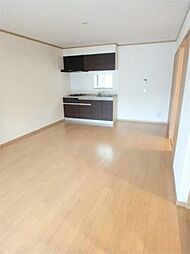 PIA FORESTMAISON 103 2LDKのリビング/ダイニング