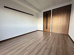 ロイヤルハイツ堀之内 201