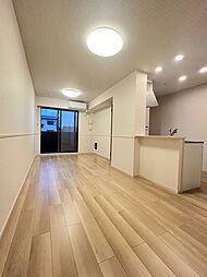 エヌ　プラス 1階1LDKのリビング/ダイニング