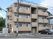 油津駅より徒歩14分 築16年4ヶ月 3階建の賃貸物件