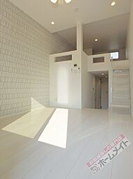 シャイニーサイド 1階1Kのリビング/ダイニング