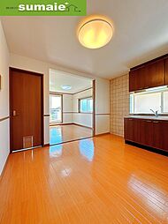 レジデンスFUTABA 2階2LDKのリビング/ダイニング