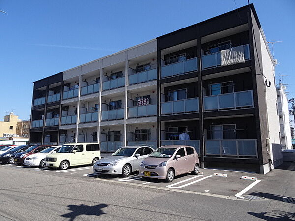 ラウンドワンスタジアム 新潟店 スポッチャ 新潟市中央区 の賃貸アパート マンション 一戸建て情報 遊べるレジャー施設から検索 賃貸スタイル
