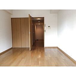 アンプルールべトン相武台 5階1Kのリビング/ダイニング